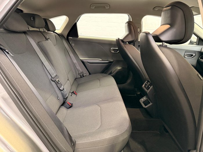 2025 Kia K4 S