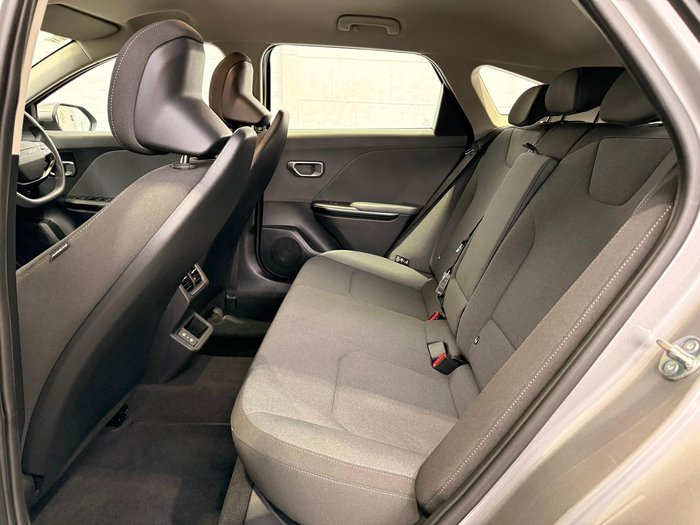 2025 Kia K4 S