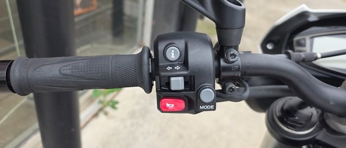 2021 Triumph STREET TRIPLE S 660 LAMS WHITE