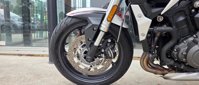 2021 Triumph STREET TRIPLE S 660 LAMS WHITE