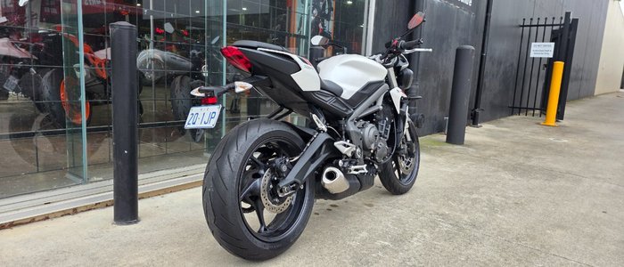 2021 Triumph STREET TRIPLE S 660 LAMS WHITE
