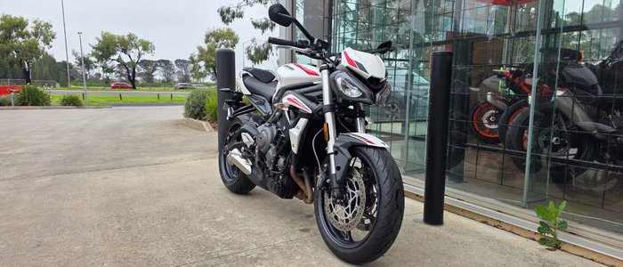 2021 Triumph STREET TRIPLE S 660 LAMS WHITE