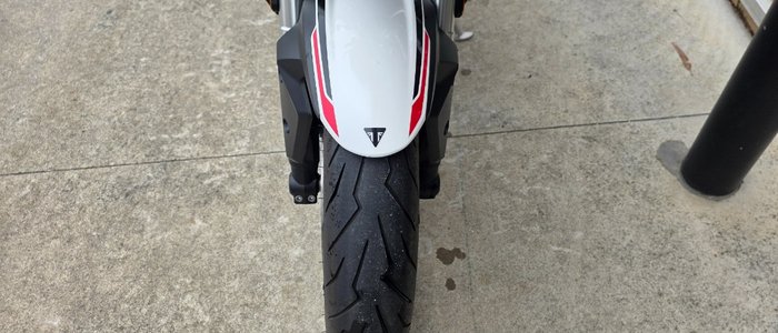 2021 Triumph STREET TRIPLE S 660 LAMS WHITE