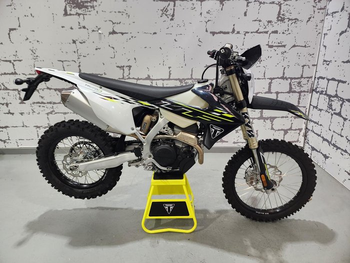 2026 Triumph TF 250-E Off Road Black