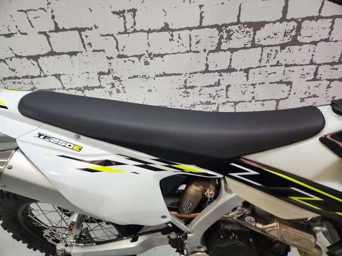 2026 Triumph TF 250-E Off Road Black