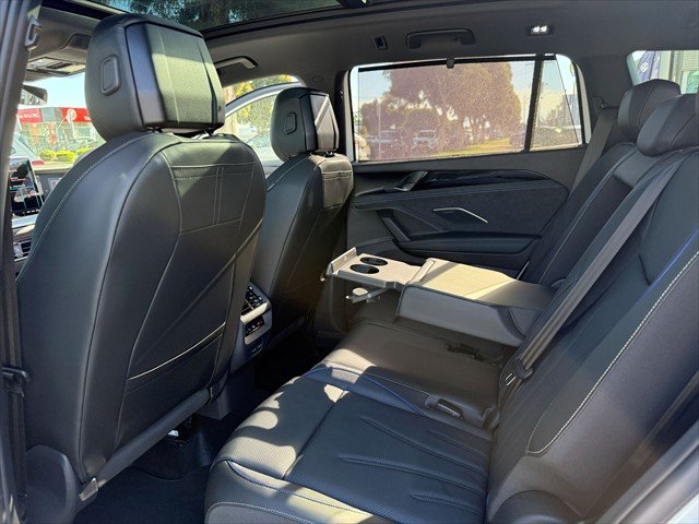 2025 Volkswagen TAYRON R-LINE