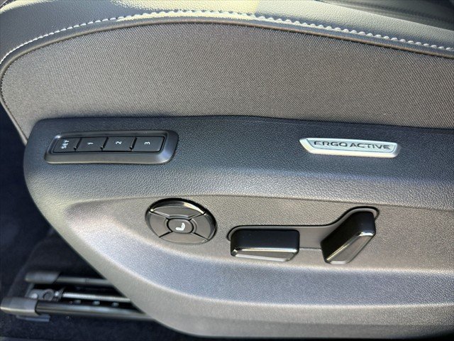 2025 Volkswagen TAYRON R-LINE