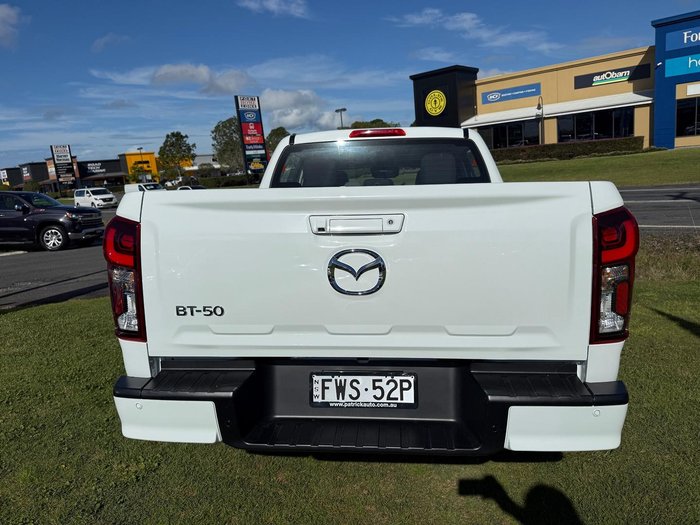 2025 Mazda BT-50 XS
