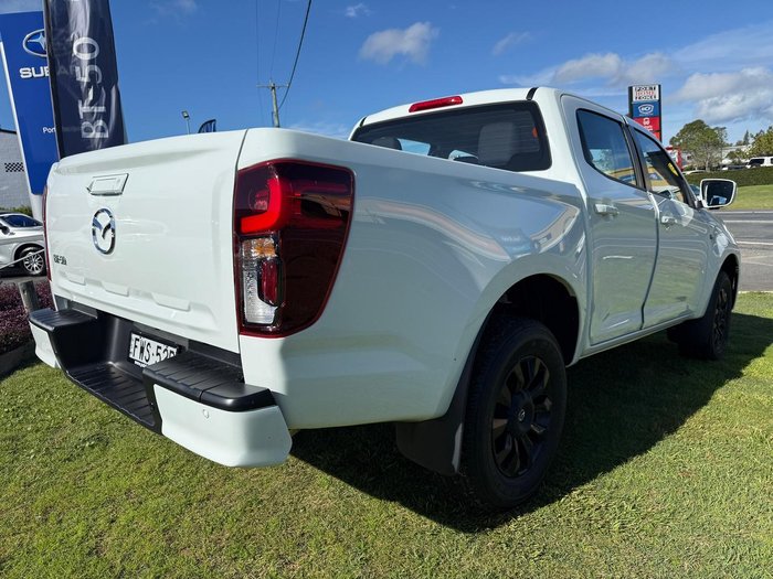 2025 Mazda BT-50 XS