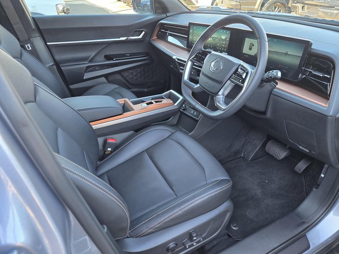 2024 KGM SsangYong Torres Ultimate