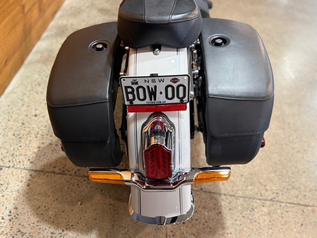 2020 HARLEY-DAVIDSON FLDE DELUXE (107)