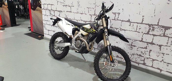 2026 Triumph TF 450-E Off Road Black