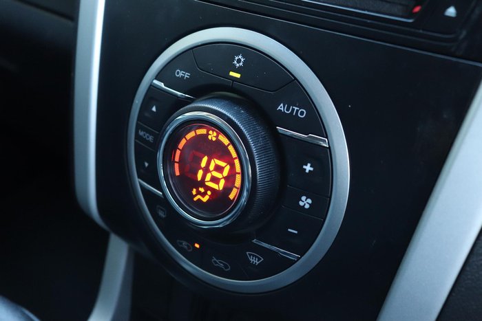 2017 Isuzu MU-X LS-T