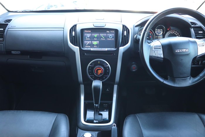 2017 Isuzu MU-X LS-T