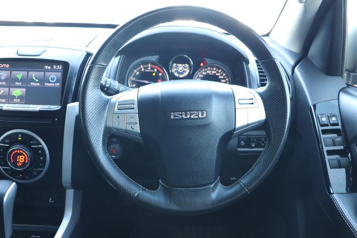 2017 Isuzu MU-X LS-T
