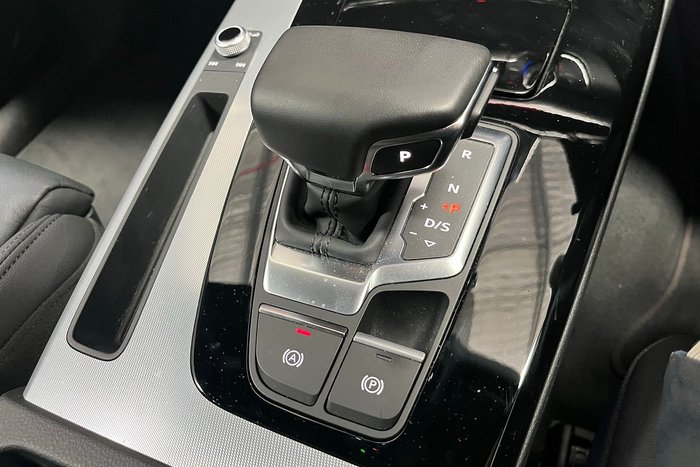 2022 Audi Q5 45 TFSI Sport Limited