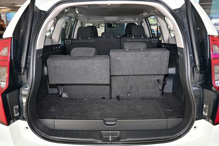 2024 Mitsubishi Pajero Sport GLS