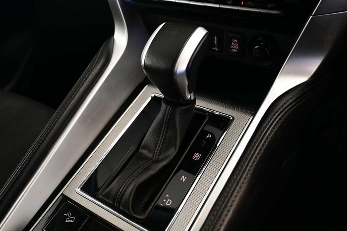 2024 Mitsubishi Pajero Sport GLS