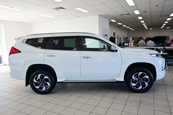 2024 Mitsubishi Pajero Sport GLS