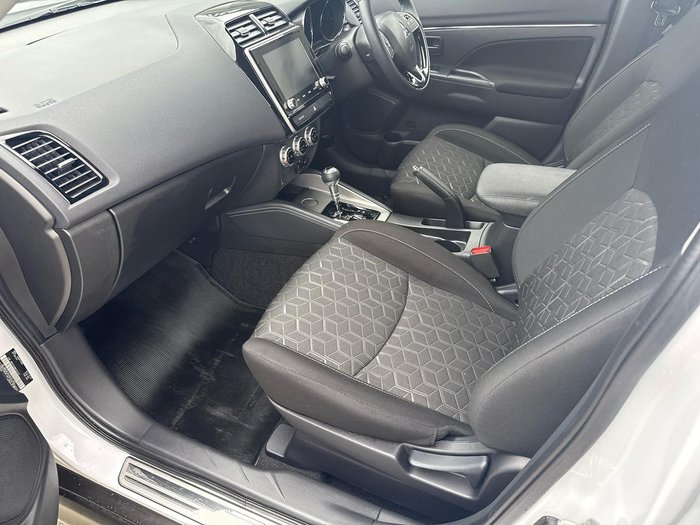 2023 Mitsubishi ASX ES