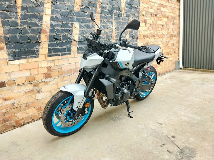 2026 YAMAHA MT-09A ROAD GREY