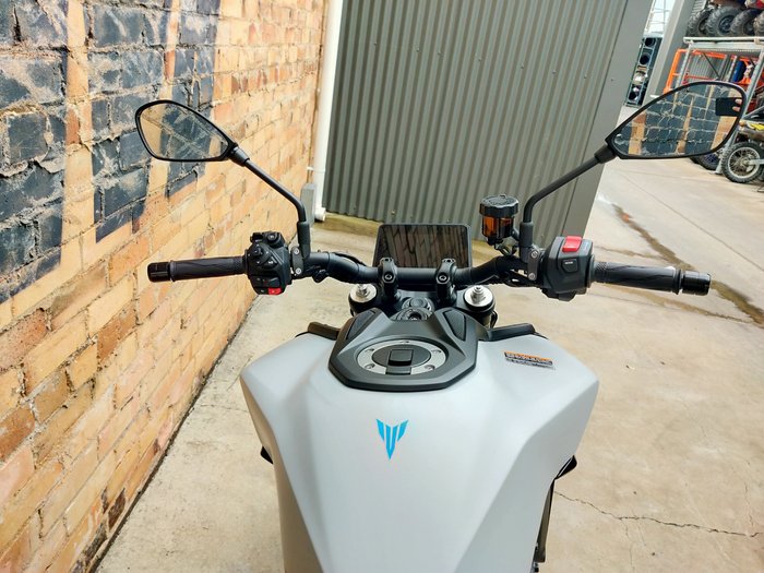 2026 YAMAHA MT-09A ROAD GREY