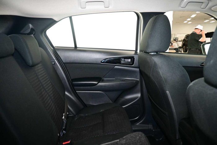 2024 Mitsubishi Eclipse Cross ES