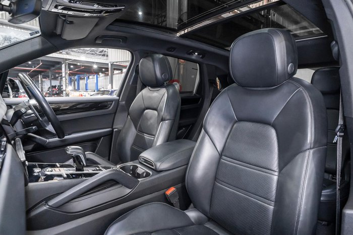 2020 Porsche Cayenne 9YA MY20 4X4 On Demand Black