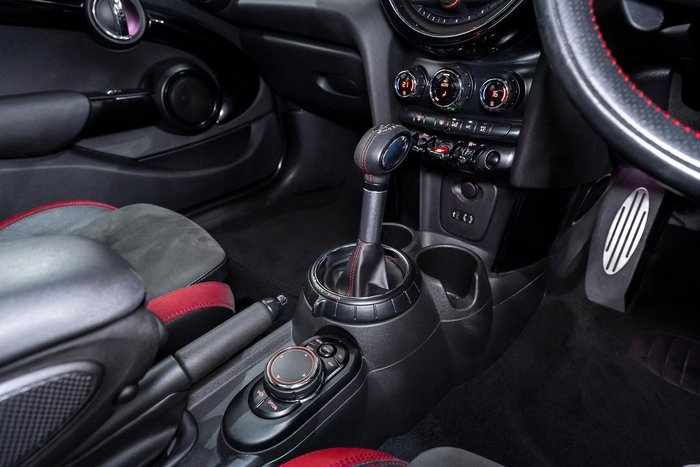 2016 MINI Hatch Cooper S F56 Midnight Black