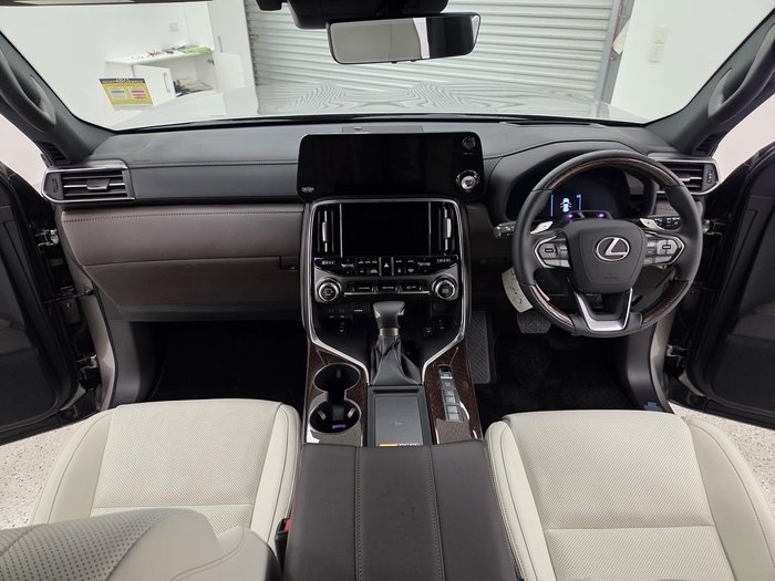 2025 Lexus LX 600 Sports Luxury VJA310R 4X4 Dual Range Titanium