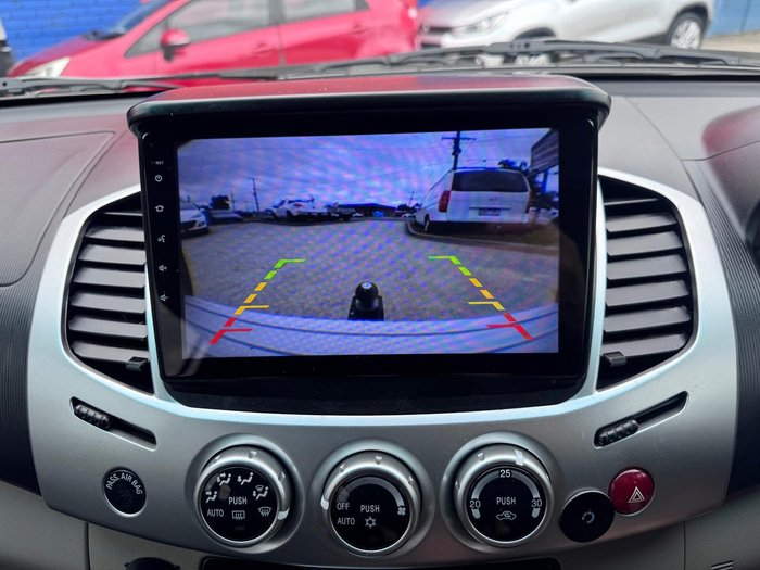 2013 Mitsubishi Triton GLX-R MN MY13 4X4 Dual Range White