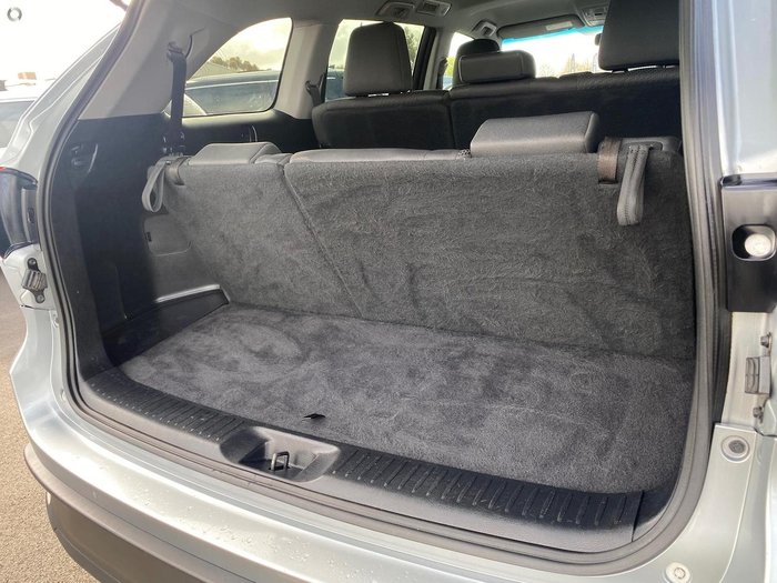 2017 Toyota Kluger GX