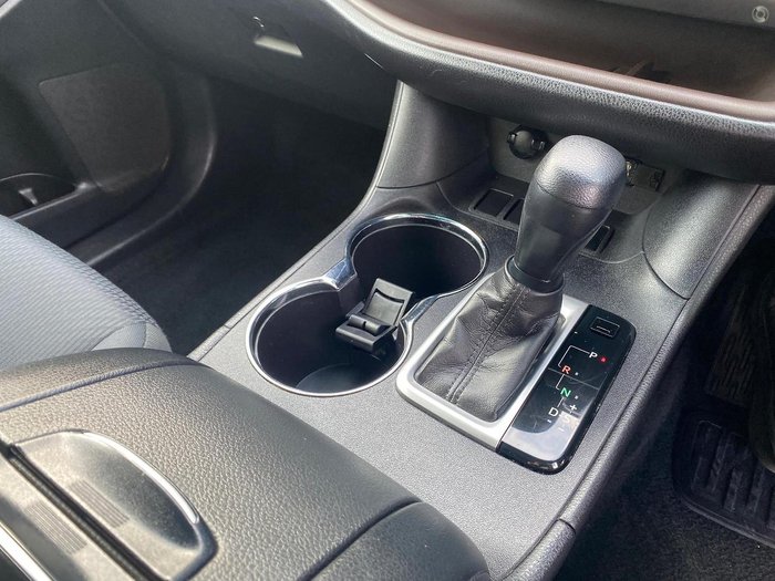 2017 Toyota Kluger GX