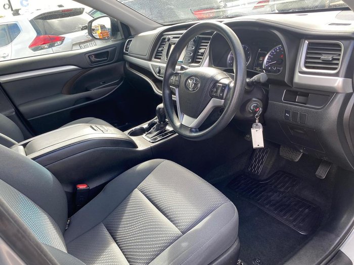 2017 Toyota Kluger GX