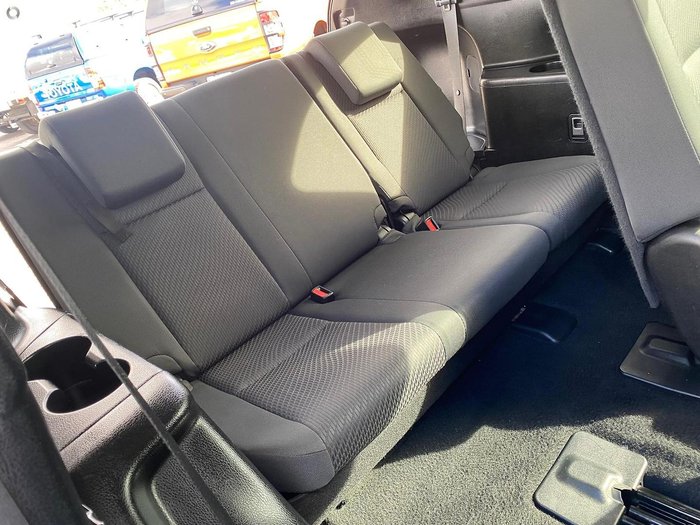 2017 Toyota Kluger GX