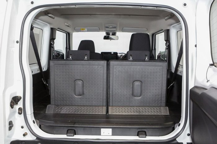 2023 Suzuki Jimny GLX