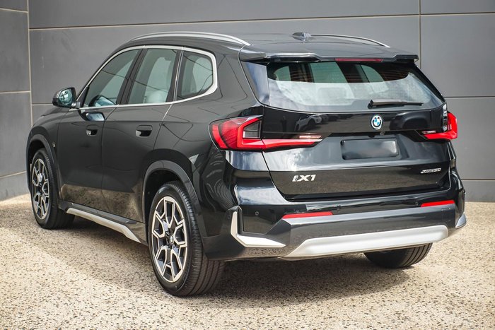 2026 BMW iX1 xDrive30 xLine