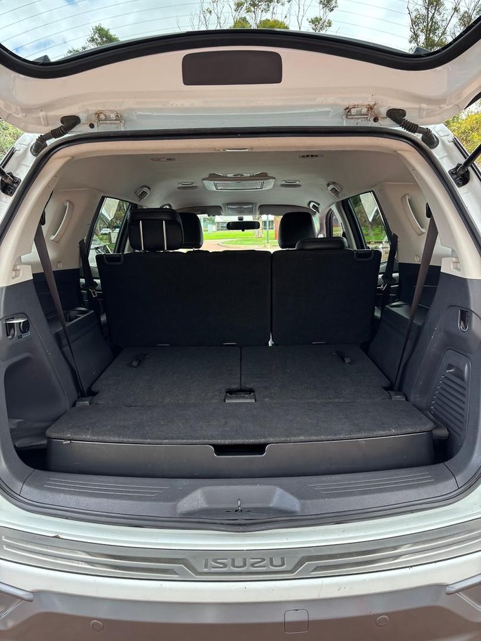 2018 Isuzu MU-X LS-T