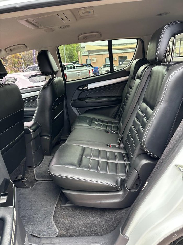 2018 Isuzu MU-X LS-T