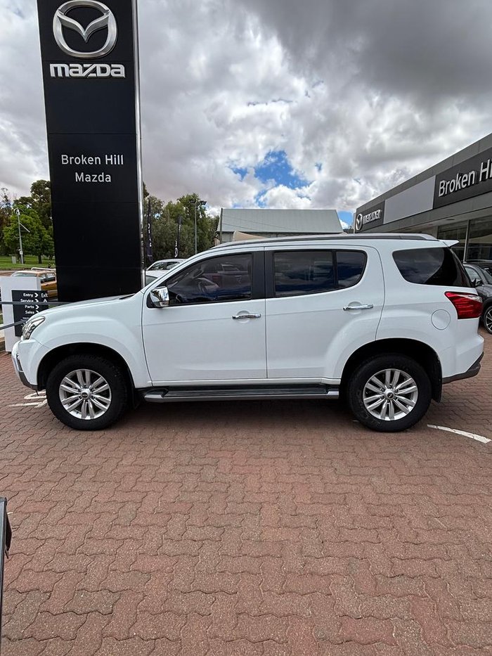 2018 Isuzu MU-X LS-T