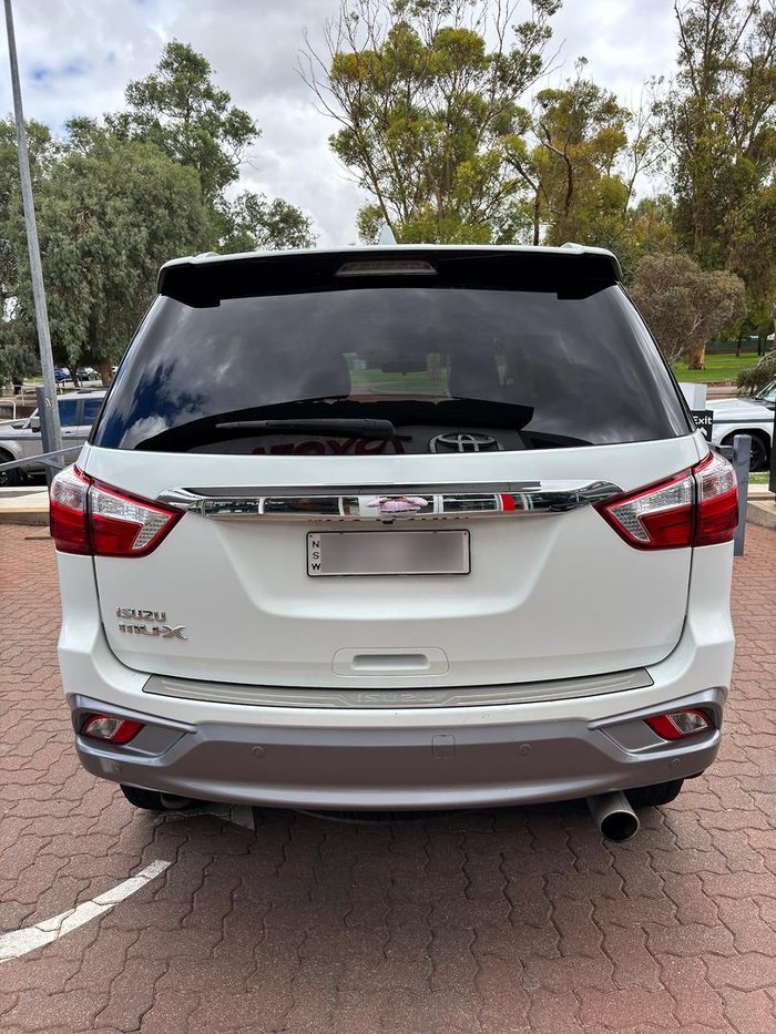 2018 Isuzu MU-X LS-T