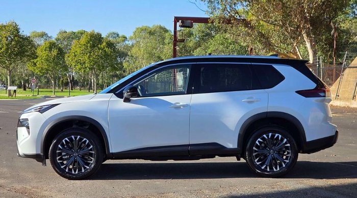 2026 Nissan X-TRAIL Ti e-POWER T33 MY26 Four Wheel Drive Everest White/Black Roof