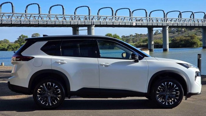 2026 Nissan X-TRAIL Ti e-POWER T33 MY26 Four Wheel Drive Everest White/Black Roof