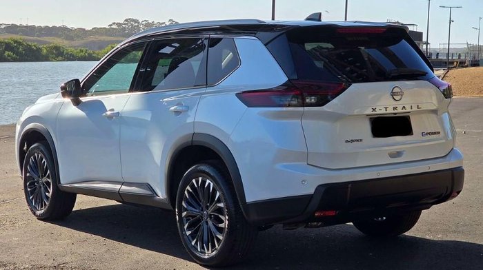 2026 Nissan X-TRAIL Ti e-POWER T33 MY26 Four Wheel Drive Everest White/Black Roof