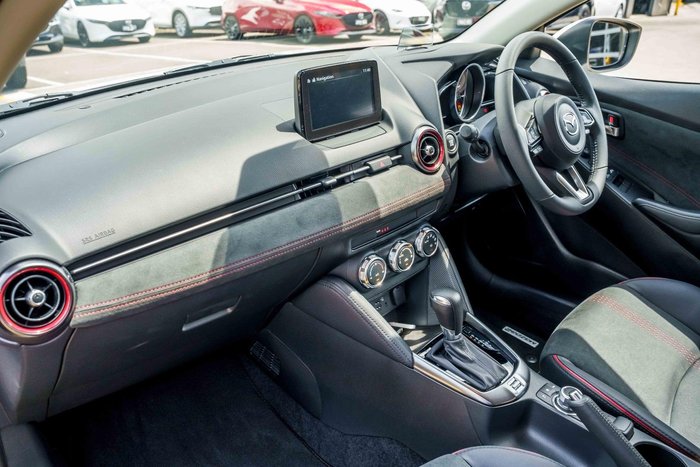 2025 Mazda 2 G15 GT