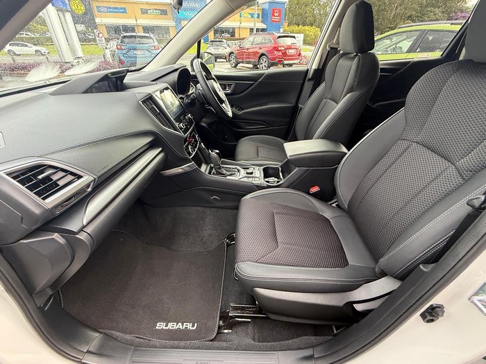 2023 Subaru Forester Hybrid L