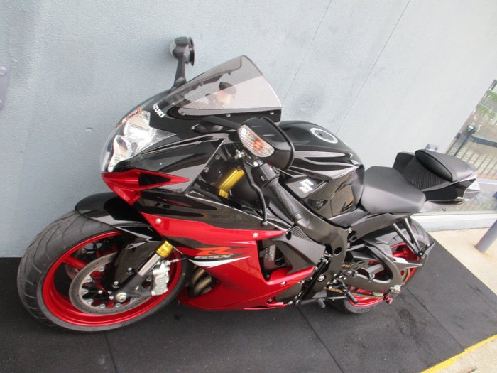 2018 Suzuki GSX-R750 RED/BLACK