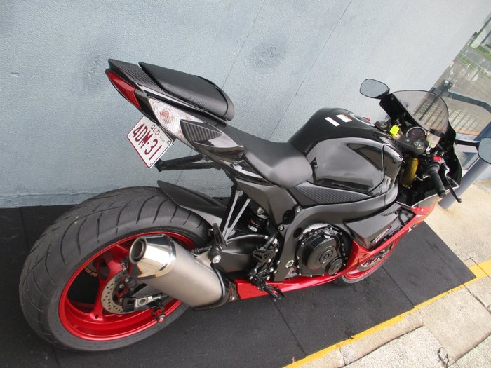 2018 Suzuki GSX-R750 RED/BLACK
