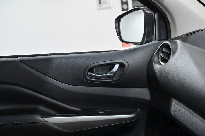 2021 Nissan Navara ST-X D23 MY21 4X4 Dual Range Black Star