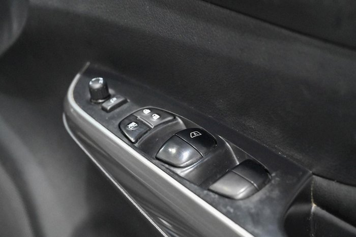 2021 Nissan Navara ST-X D23 MY21 4X4 Dual Range Black Star